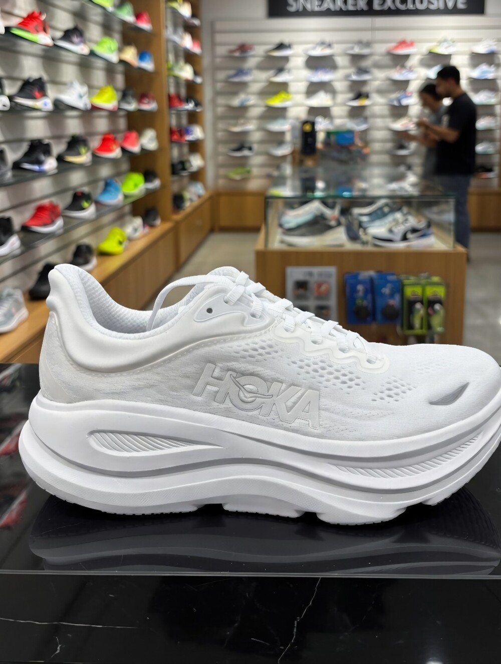HOKA Bondi One One 9 Triple 🐻‍❄️  White Running Shoe For Men Brand New Width D